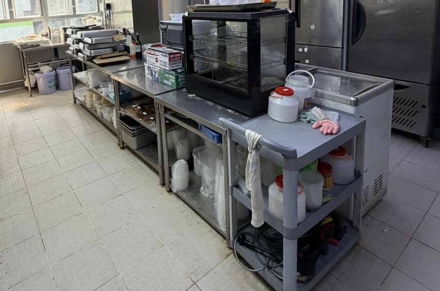 火炭長期盈利一盤難求人氣旺鋪租金相宜生財工具齊備已有穩定熟客具員工團隊食物工場生意轉讓 · 3
