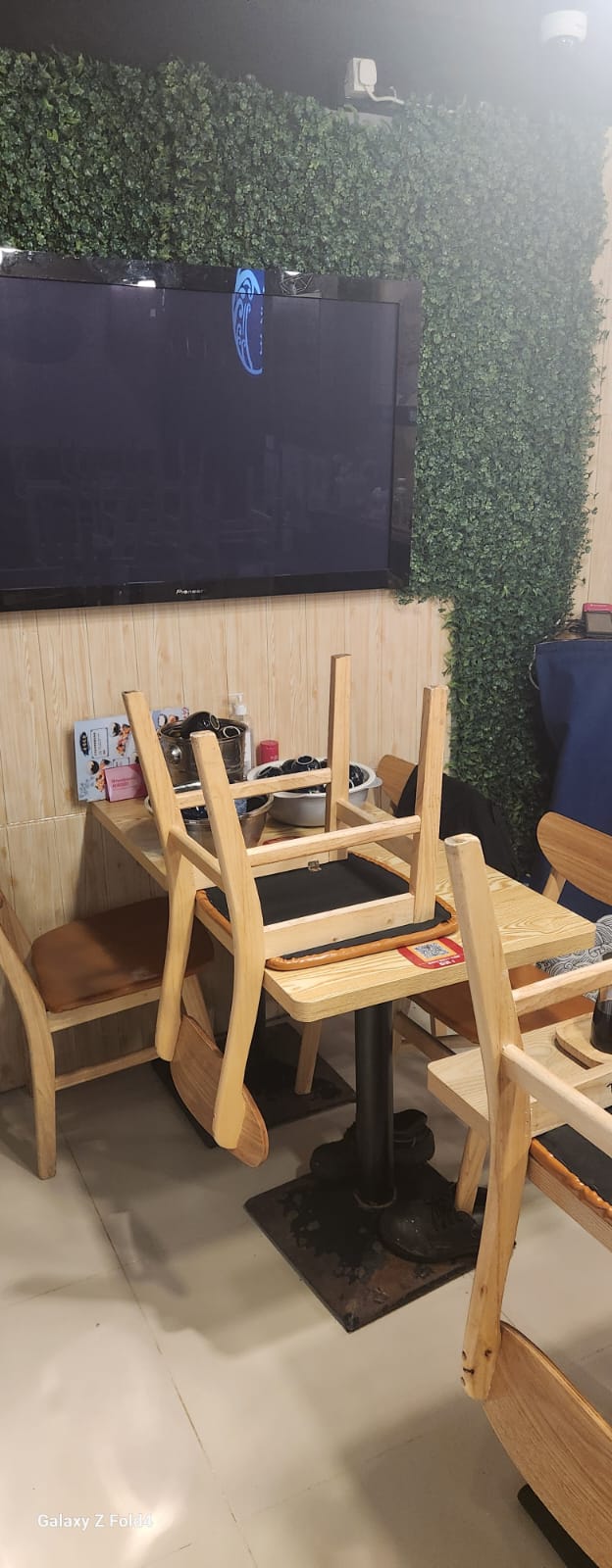 葵涌平價放讓低入場門檻可轉型具小食食肆牌照、刺身壽司牌照穩定街坊熟客可查營收數據日韓東南亞餐廳資產轉讓 · 3