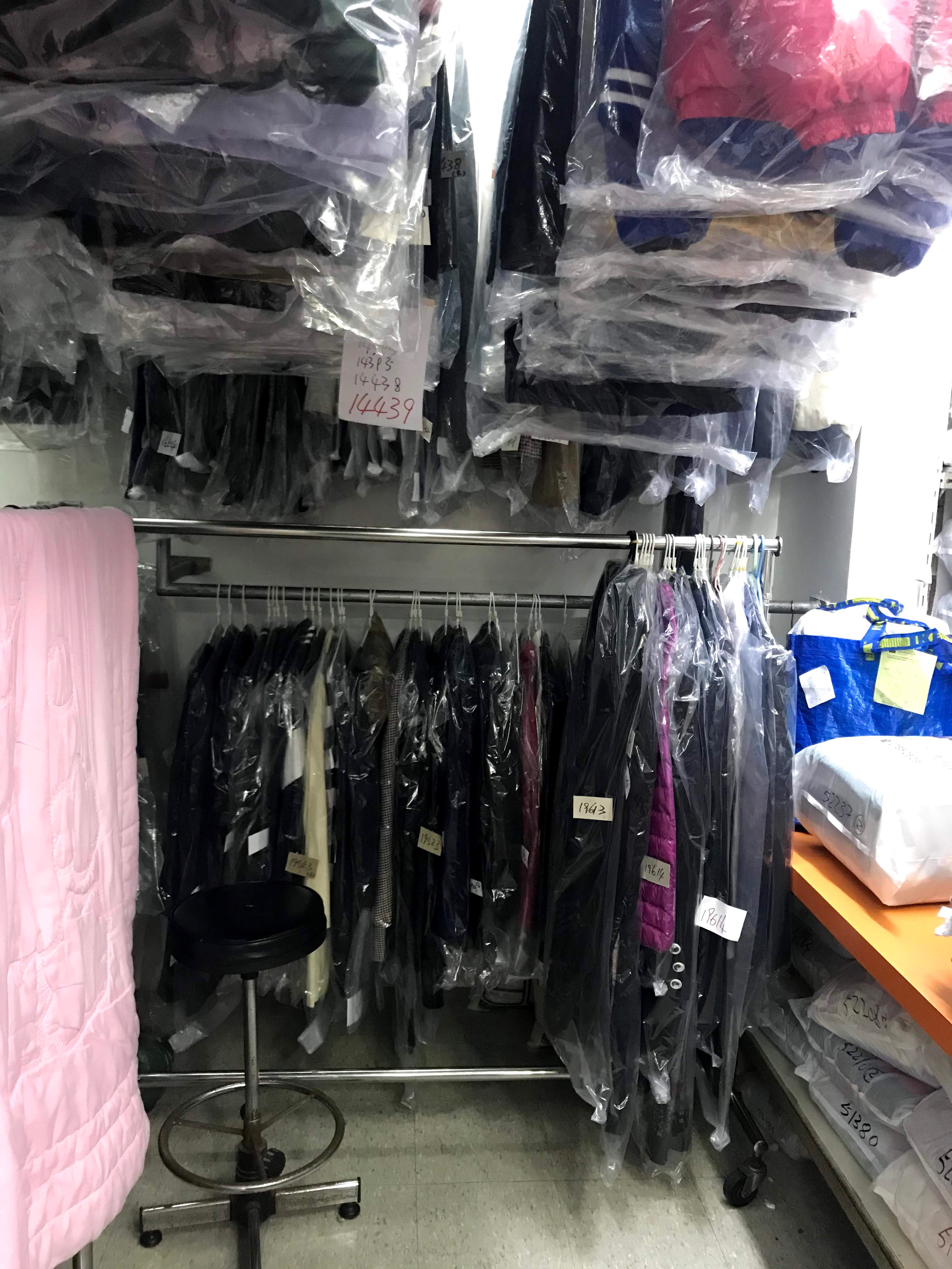 葵涌經營26年位置理想住宅環繞客源充足穩定收入洗衣店生意轉讓 · 3