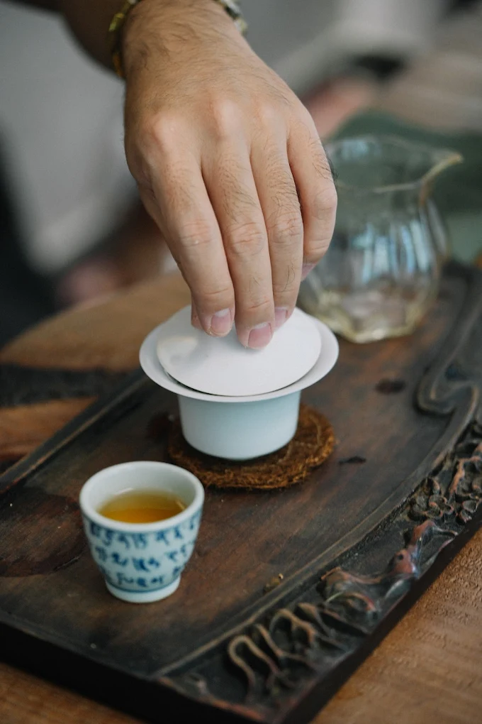 上環移民放盤另計存貨約$80萬有班底約1,250呎茶葉零售店生意轉讓 · 2