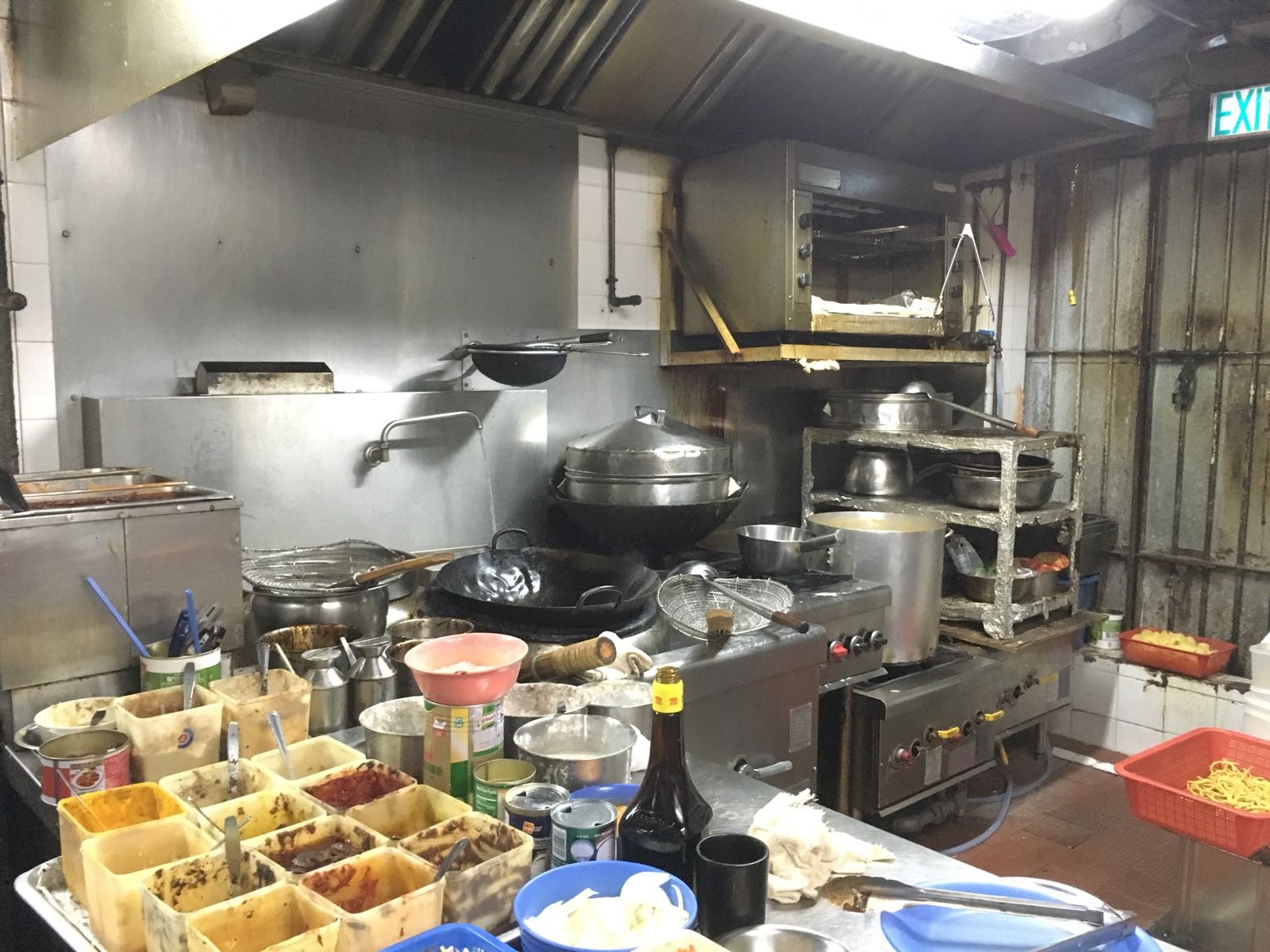 西營盤老字號街坊學生生意中式大牌明火茶餐廳生意轉讓 · 3