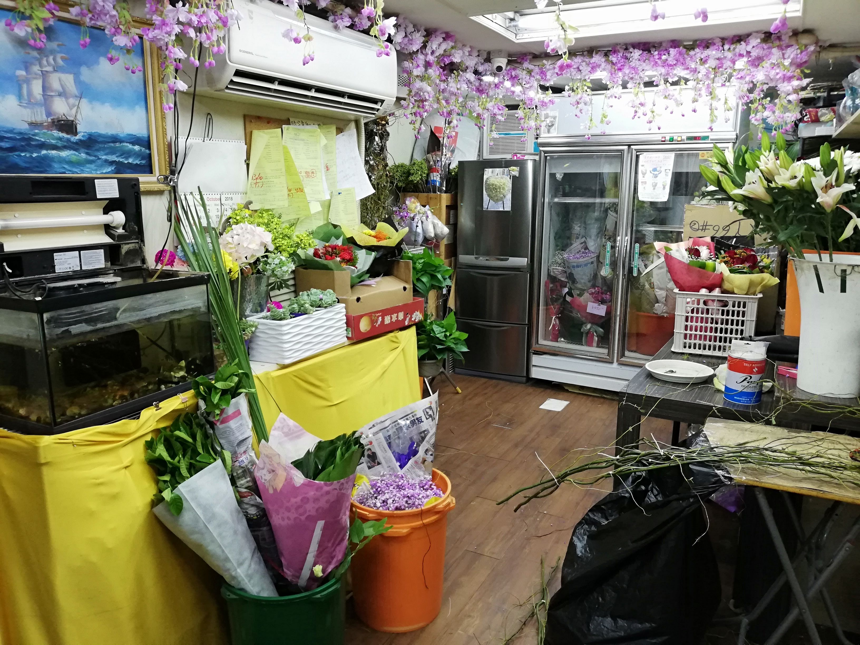 尖沙咀歷史悠久經營逾30年口碑良好客底豐厚可提供多年貨源渠道可傳授經營心得生意穩定經營多年花店生意出讓 · 2