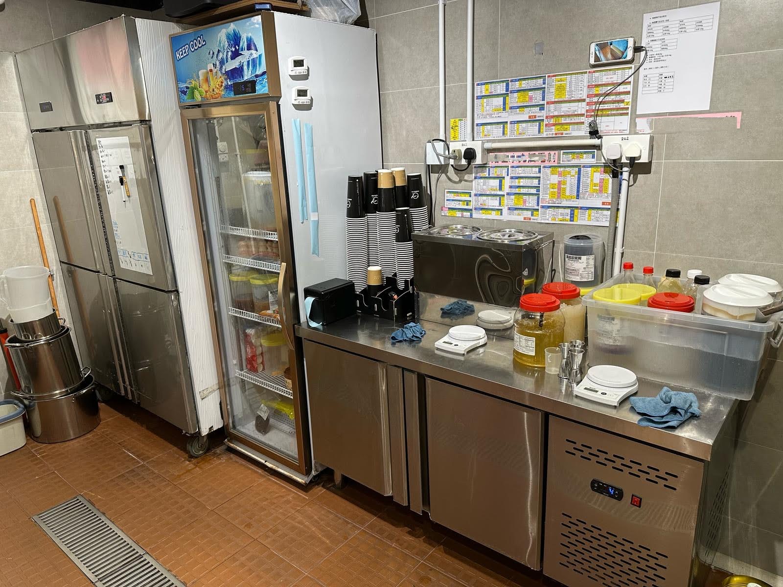 荃灣加盟品牌具知名度大型屋苑環繞小本經營經營壓力低即頂即做客底穩固台式飲品店生意轉讓 · 2